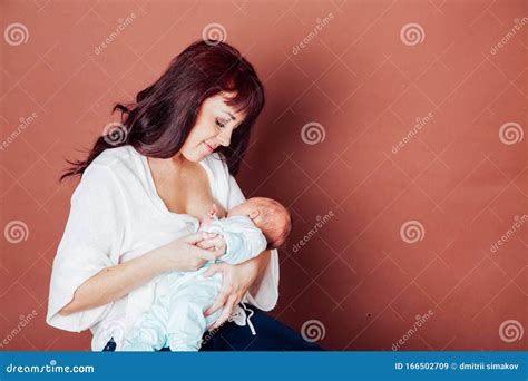 mom feeding babe the son of breast milk stock image image of blue healthy 166502709
