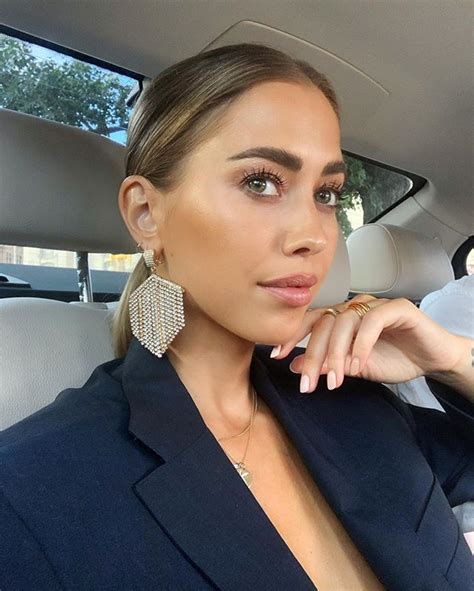 Kenza Zouiten Subosic Sur Instagram Kenza Zouiten Drop Earrings Beauty