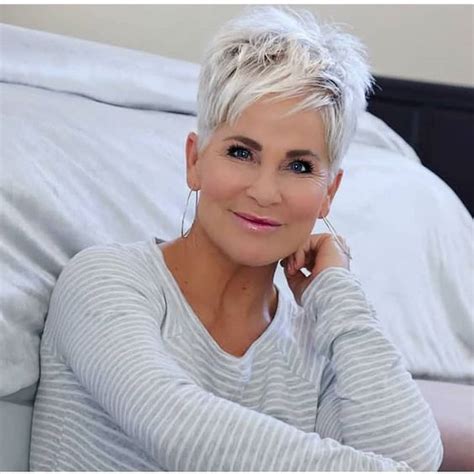 20 trendiest pixie haircuts for women over 50 short hairstyles
