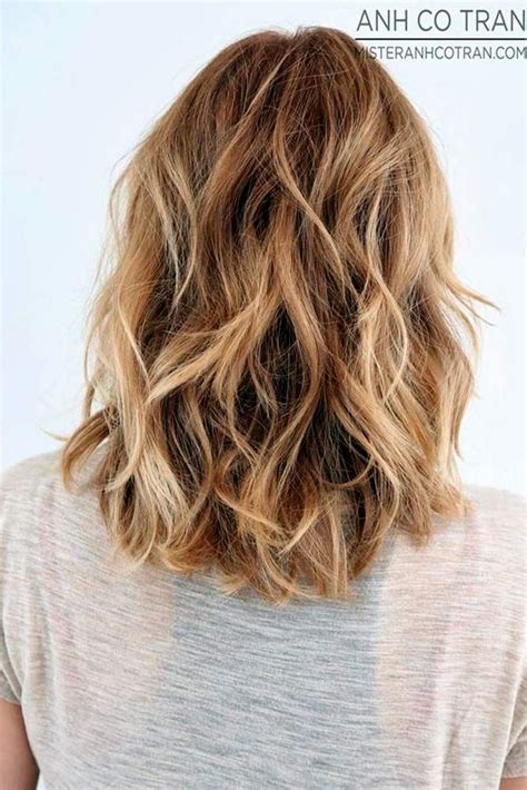 Basically, they're a study in contradictions, a perfect mess of beautiful bends. 37 Trendy Hairstyles For Medium Length Hair ...
