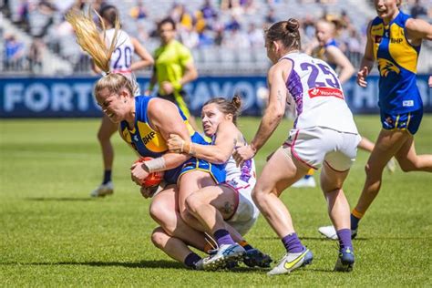 Aflw Fremantle Dockers Continue Derby Dominance With Three Point Win Over West Coast Eagles
