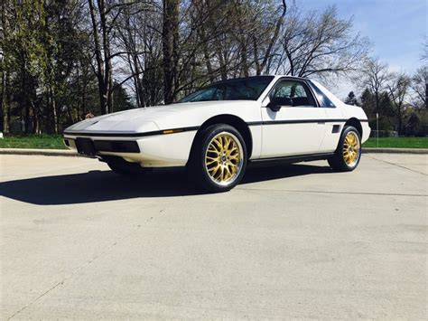1985 Pontiac Fiero 2m6 For Sale 50895 Mcg