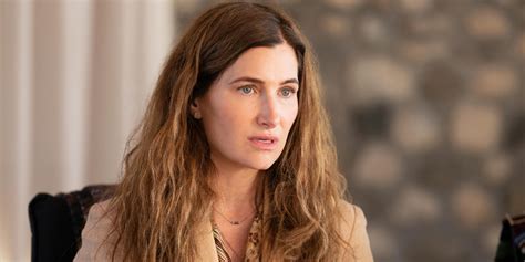 Kathryn Hahn Takes On Lifes Messy Moments In Hulus ‘tiny Beautiful