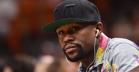 Impresses floyd mayweather ultimately leading to signing with the promotional stable. Floyd Mayweather Jr. through the years