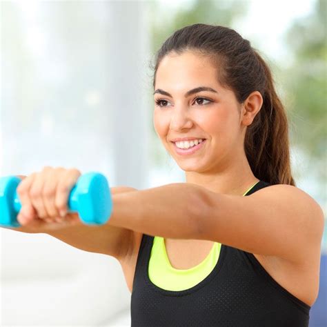 ejercicios con mancuernas para fortalecer los músculos de los brazos Bíceps Ejercicios con