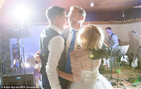 Groom John Taylor Splashes Out On Wedding Photoshoot With His Best Man Daily Mail Online