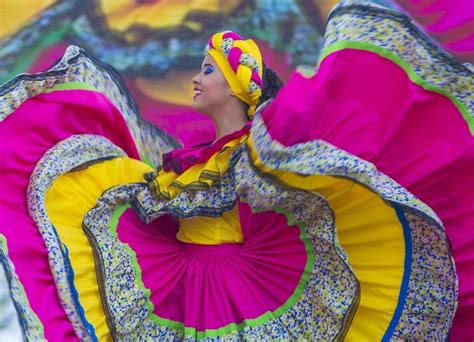 6 Reasons Cali Colombia Is The Salsa Capital Of The World