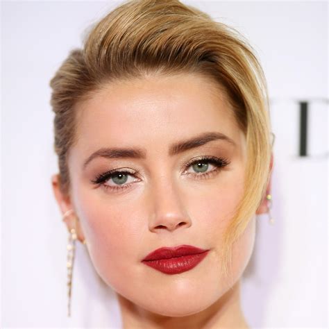 41 Holiday Makeup Looks That Will Wow At This Years Parties Amber