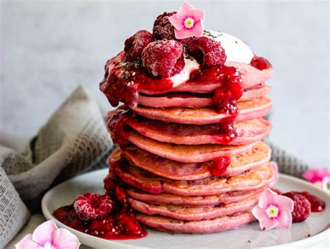 Vegan Raspberry Pancakes With Raspberry Sauce The Delicious Plate
