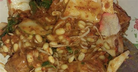 Enak banget cocok buat kantong dan buat bekal nongkrong yuk langsung aja order. Keripik Singkong Madura - Keripik Singkong Madura Bintang ...