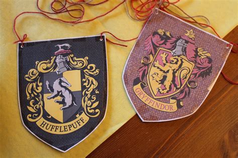 During the recruiting rowan friendship quest in harry potter: Harry Potter Torte - ein Guglhupf mit geheimer Kammer zum ...