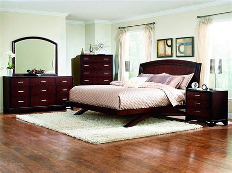 They blend readily with the décor you already have. Buenas razones para colocar una alfombra en el dormitorio ...
