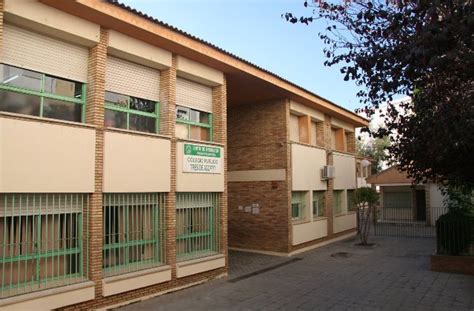 Maybe you would like to learn more about one of these? El colegio Tres de Agosto de Huelva recibe una subvención ...