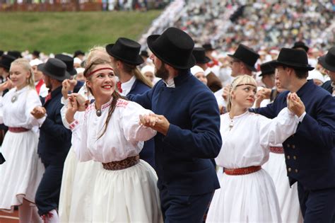 Estonias Song And Dance Festival Culminates In Patriotic Theme Concert