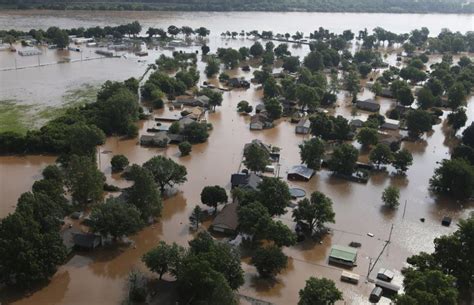 Flooding Leads To Oklahoma And Arkansas Evacuations Cbn News