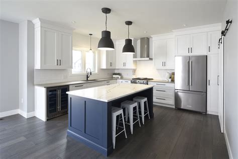 Best Ways To Makes Navy Kitchen Island With White Cabinets