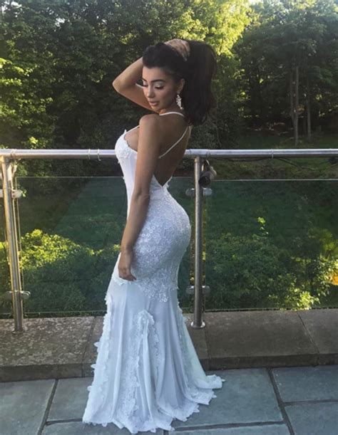 Chloe Khan Instagram Flashes Everything In See Through Gown Daily Star