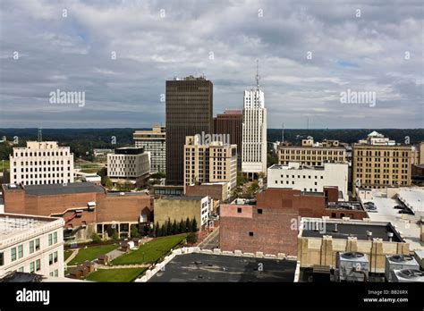 Akron Ohio Downtown Buildings Seen During Cloudy Day Stock Photo Alamy
