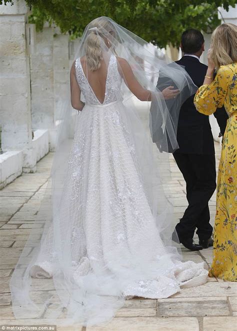 Bride Anna Heinrich Wears Sparkling Nude Heels For Her Cinderella Moment Daily Mail Online