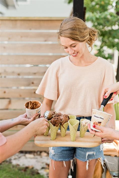 Throw An End Of Summer Bash With A Simple Menu And Decadent Desserts