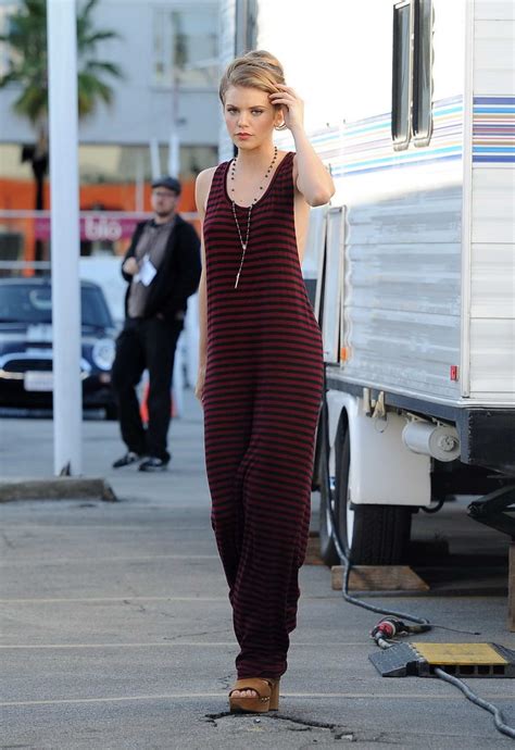 90210's annalynne mccord looked lovely in chilly new. AnnaLynne McCord On 90210 Set in LA - HawtCelebs