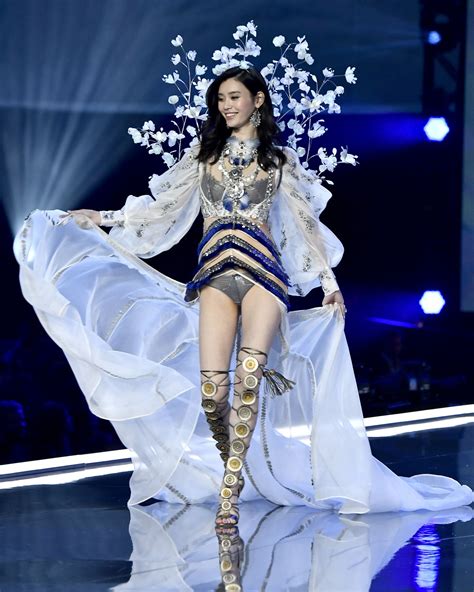 7 Chinese Models Who Walked The Victoria S Secret Fashion Show In