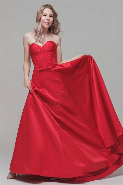 Платье на выпускной артикул 223855 цвет красный напрокат 5 000 ₽ ⭐ купить 20 000 ₽ в Екатеринбурге
