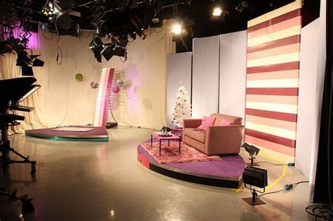 University Of Bedfordshire Tv Studio Tv Set Design Stage Set Design