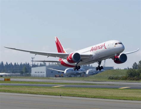 Avianca Recibe Su Primer Boeing 787 Fly News