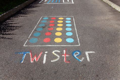 16 Fun Sidewalk Chalk Activity Ideas Ethical Today