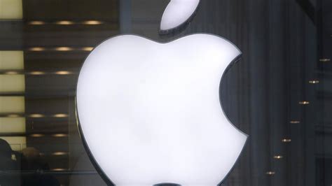 Apple Set To Unveil Latest Iphone