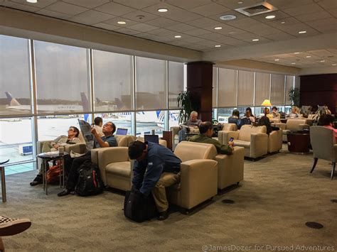 Review United Club At Houston Intercontinental Airport Terminal E