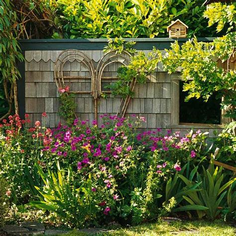 30 Unique Garden Trellis Ideas To Enhance Your Outdoors