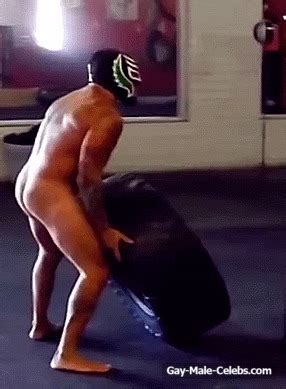 Leaked WWE Star Rey Mysterio Nude And Sexy Photos Picture Gay