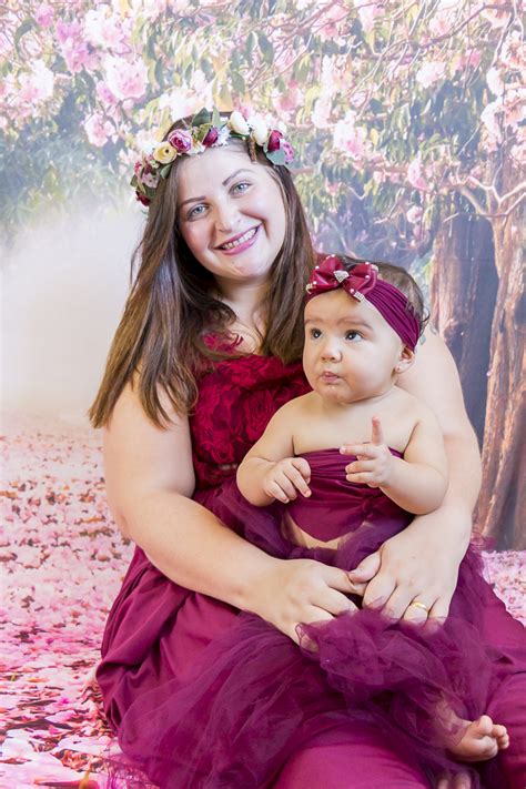 Uma seleção com os mais belos poemas para o dia das mães, a inspiração dos poetas e poetisas ao comemorar a data mais importante do ano. Dia das mães - Ensaio dia das mães - Estúdio