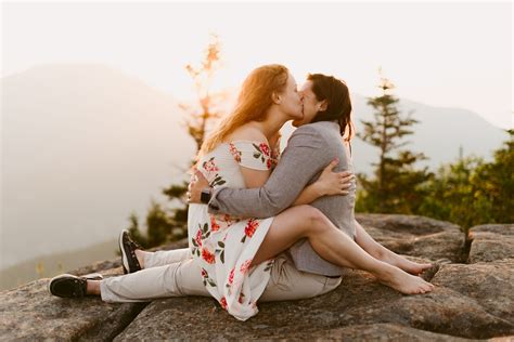 Pin On Engagement Couples Sessions