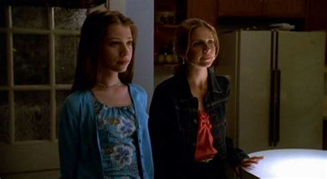 Buffy And Dawn Summers Buffy Buffy The Vampire Slayer Sarah