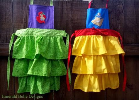 Disney Princess Aprons Great For Baking With Mom Or An Easy Dress Up