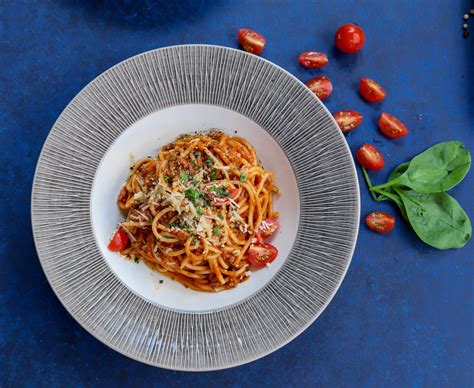 Spaghetti In Padella Con Nduja Finocchi E Olive Whilma