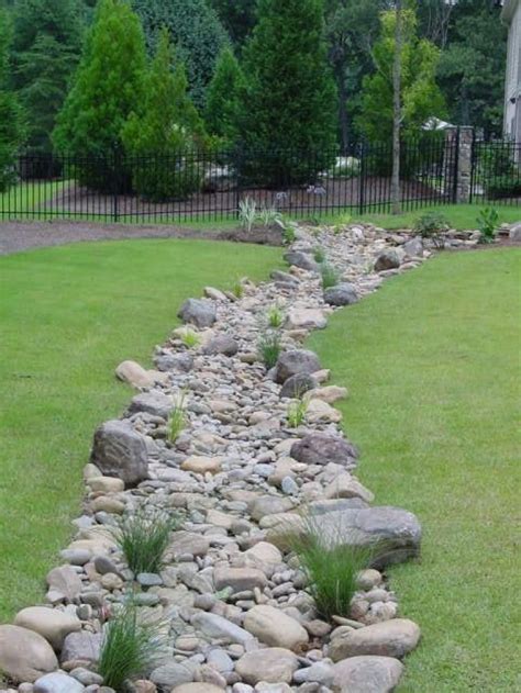 34 Awesome River Rock Landscaping Ideas Magzhouse