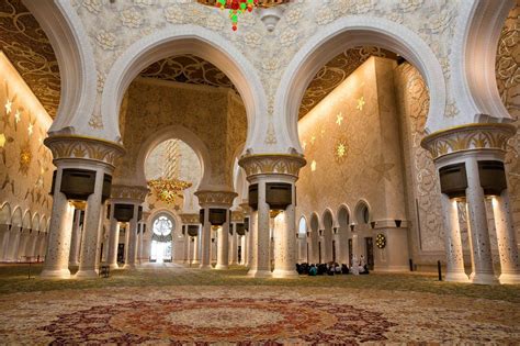 A Visit To The Sheikh Zayed Grand Mosque Earth Trekkers