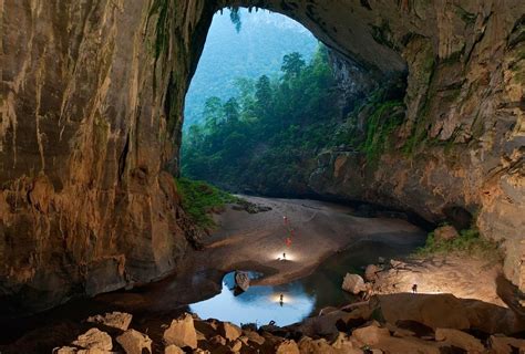 World's Largest Cave - Son Doong | OTAK KUNING