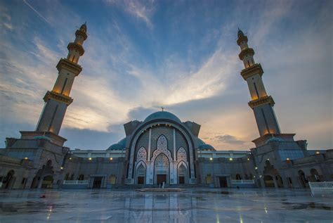 Majestic And Beautiful Mosque In Indonesia