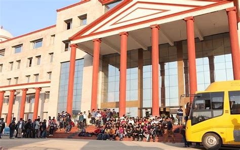 Kr Mangalam University Gurgaon Images Photos Videos Gallery 2022 2023