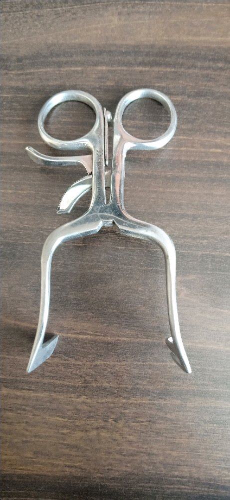 Stainless Steel Mastoid Retractor For Orthopedic Surgery Length 45