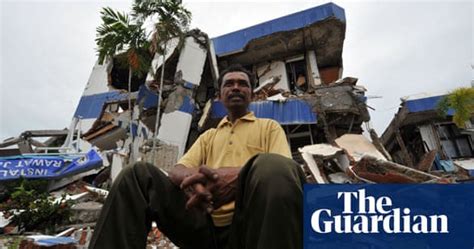 Second Earthquake Hits Indonesia World News The Guardian