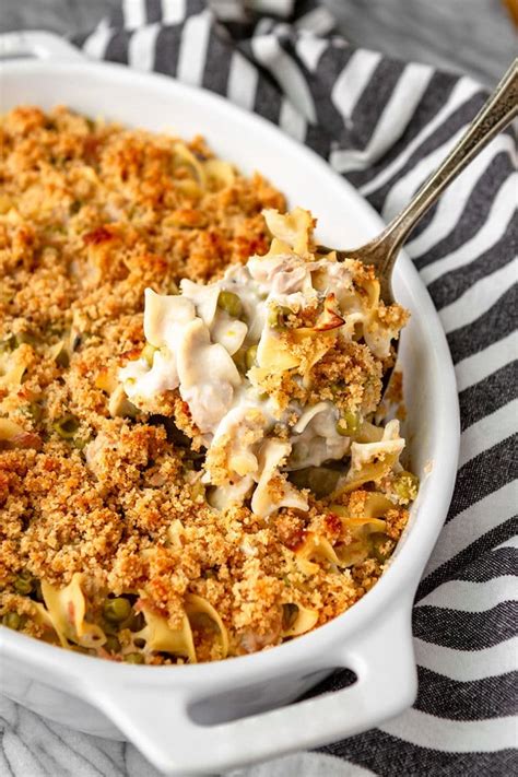 Easy Tuna Casserole With Egg Noodles 6 Ingredients Unsophisticook