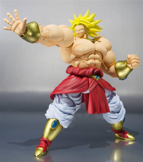 If you feel the soul of a saiyan, a namekian or even a simple earthling, as long as you are a fan of the manga and the anime, you will find what you are looking for here! Dragon Ball Z SH Figuarts Broly Figure Revealed & Photos! - Anime Toy News