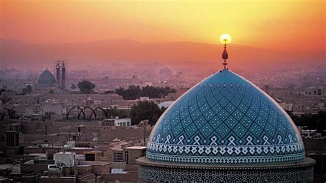Travel And Adventures Iran يران A Voyage To Iran Middle East Tehran Mashad Isfahan