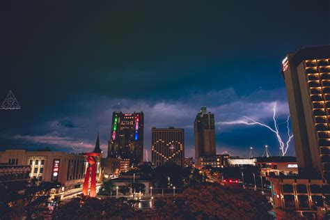San Antonio storm was CRAZY last night : r/weather